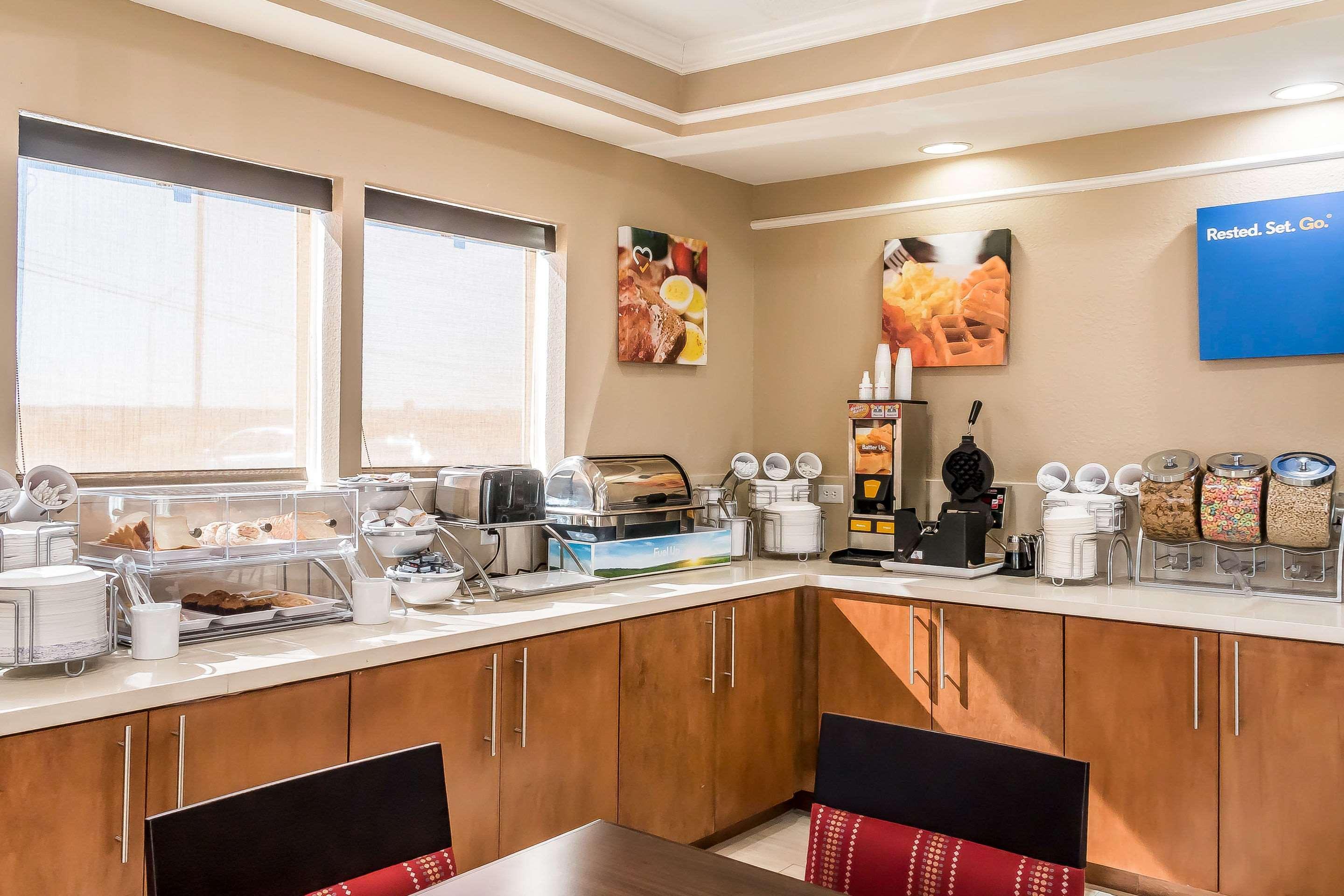 Comfort Inn Near Frost Bank Center San Antonio Extérieur photo