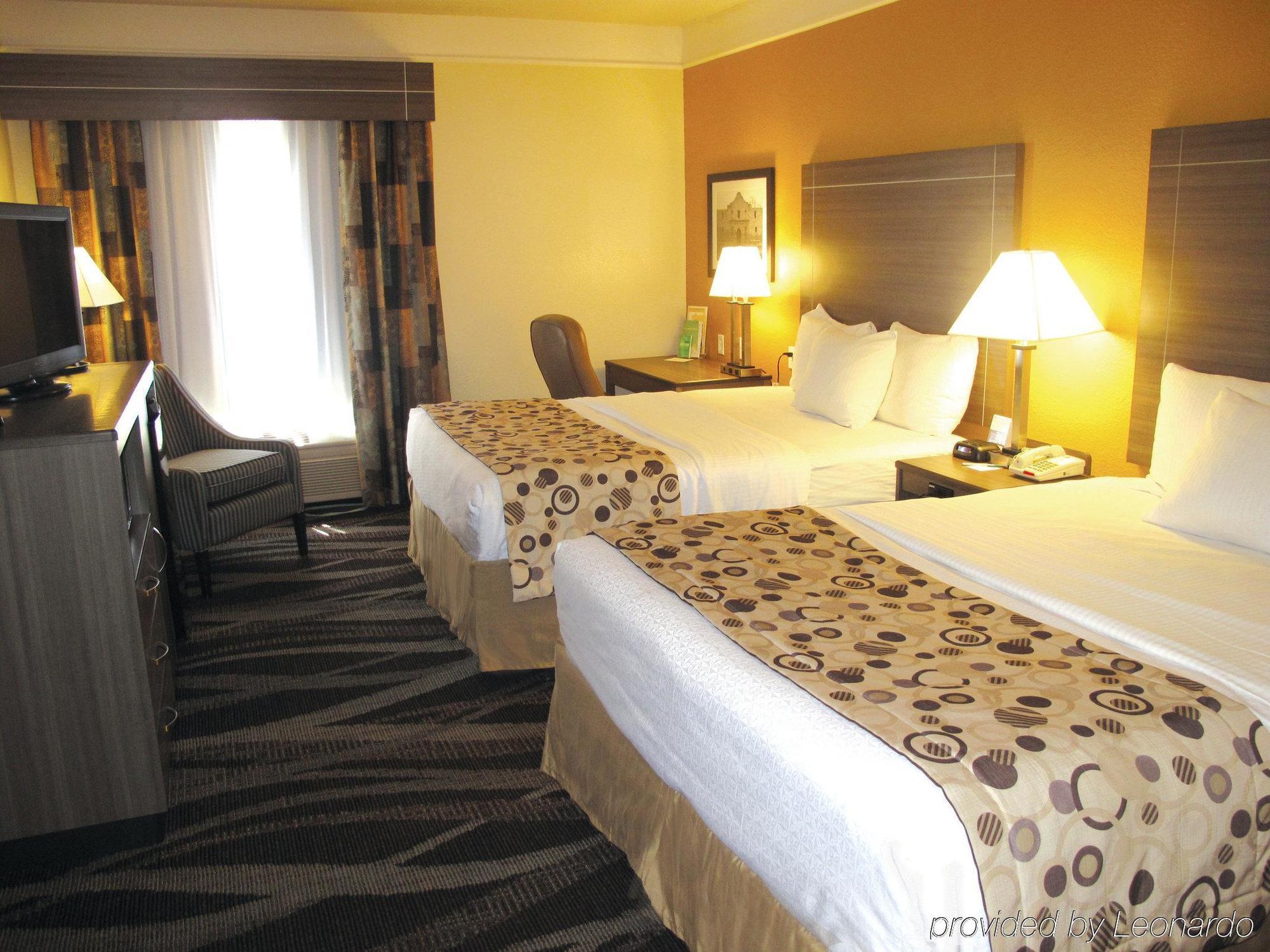 Comfort Inn Near Frost Bank Center San Antonio Extérieur photo